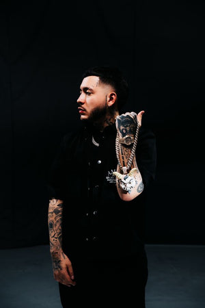 KRIS R
